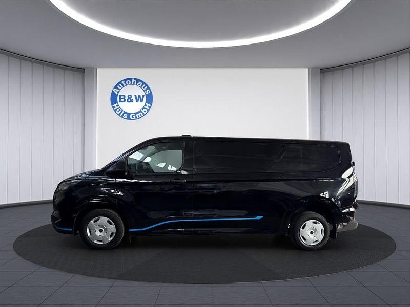 Gebraucht Ford Transit Custom Trend 136 PS (100 kW) 2024 Obsidianschwarz metallic Van / Kleinbus