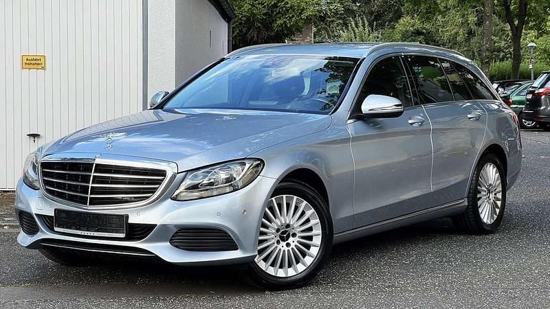 Hellblau Gebraucht 2016 Mercedes C220 Kombi | 15.000 € (Guter Preis) - Bild 1/4