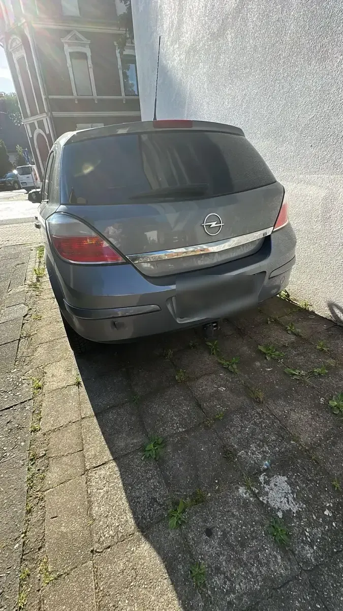 Gebraucht Opel Astra 125 PS (91 kW) 2005 Grau Limousine