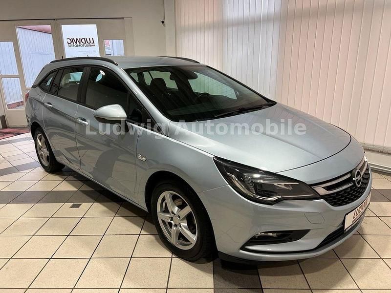 Gebraucht Opel Astra Edition 110 PS (80 kW) 2018 Silber Kombi