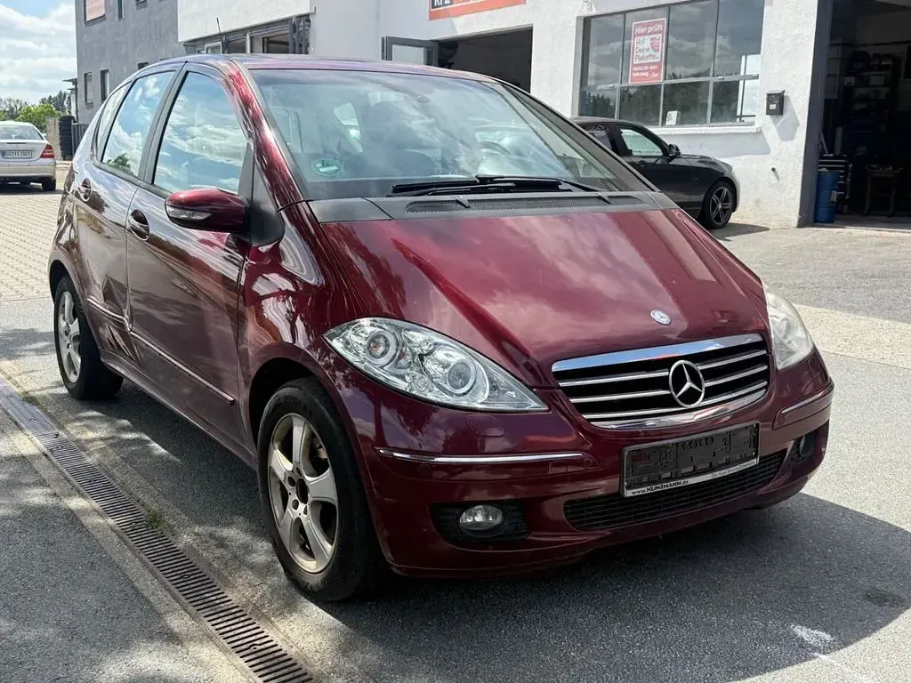 Gebraucht Mercedes A200 193 PS (141 kW) 2007 Rot Limousine