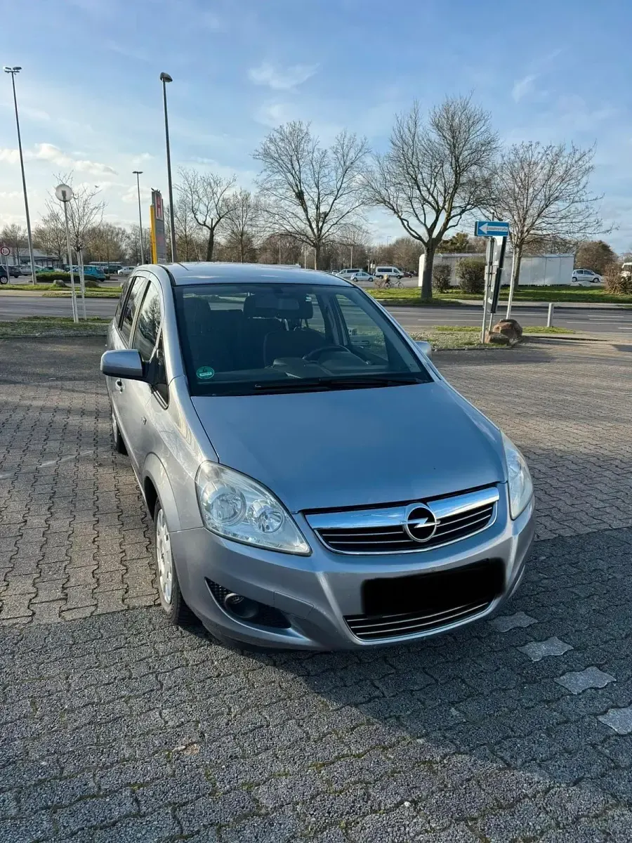 Gebraucht Opel Zafira 140 PS (102 kW) 2010 Grau Van / Kleinbus