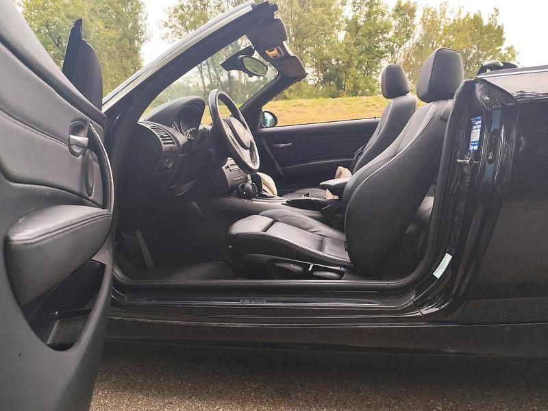 Gebraucht BMW 125 Cabriolet 218 PS (160 kW) 2008 Schwarz Cabrio