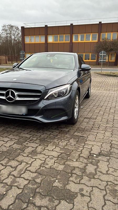Gebraucht Mercedes 200 184 PS (135 kW) 2015 Grau Limousine