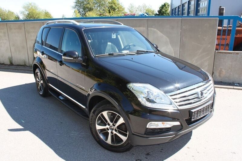 Usata SsangYong Rexton 178 CV (130 kW) 2017 Nero SUV