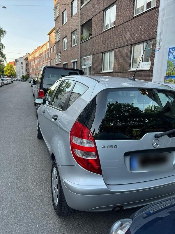 Gebraucht Mercedes A150 95 PS (69 kW) 2007 Silber Limousine