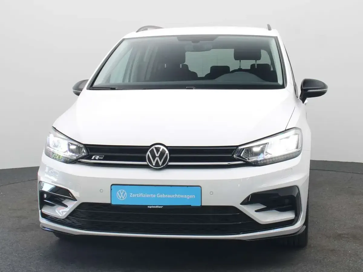 Gebraucht VW Touran R-line 150 PS (110 kW) 2022 Pure white Van / Kleinbus