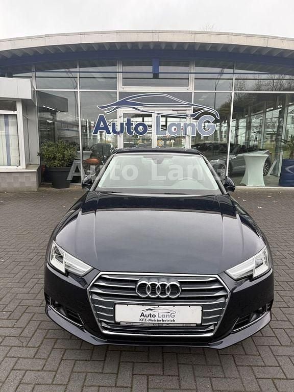 Gebraucht Audi A4 Sport 150 PS (110 kW) 2017 Blau Limousine
