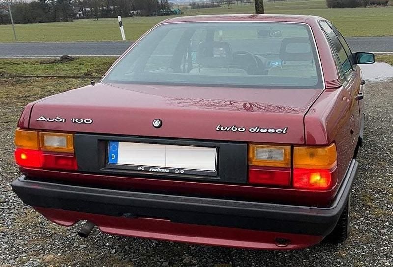 Gebraucht Audi 100 87 PS (63 kW) 1985 Rot Limousine