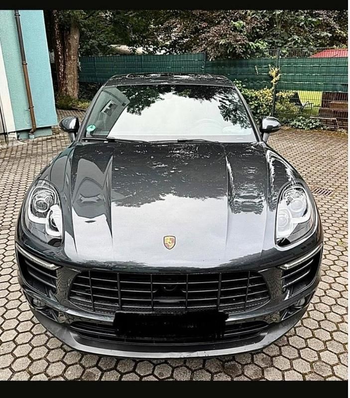 Gebraucht Porsche Macan S 258 PS (189 kW) 2016 Grau SUV