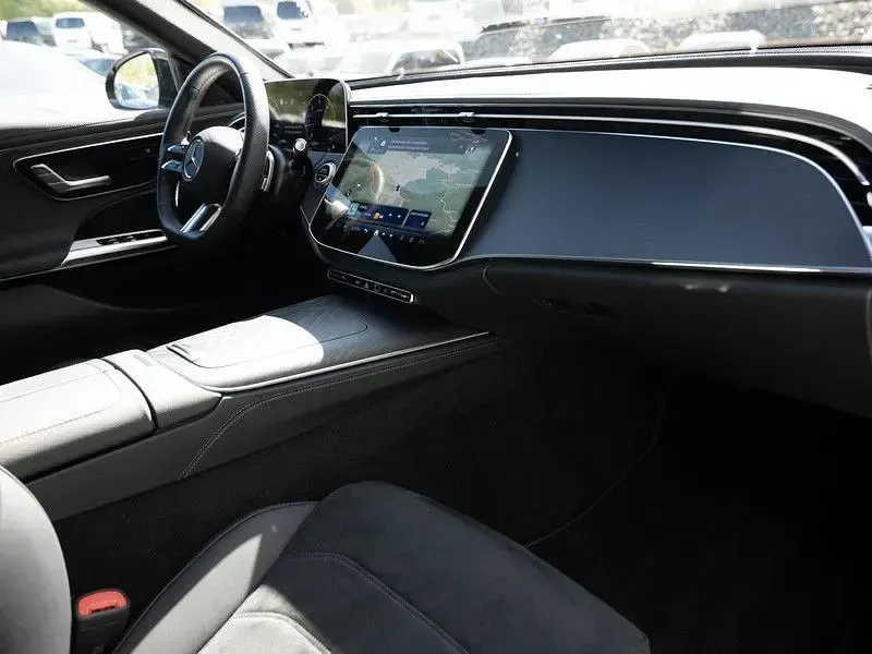 Gebraucht Mercedes E220 AMG 197 PS (144 kW) 2025 Grau metalliclack graphitgrau Limousine