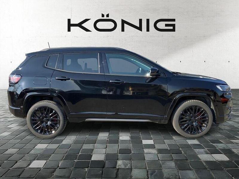 Gebraucht Jeep Compass Altitude 131 PS (96 kW) 2024 Schwarz SUV