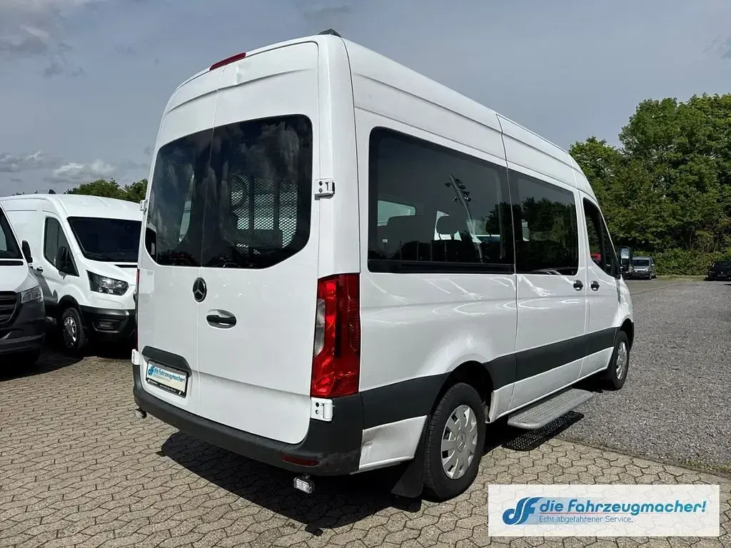 Używany Mercedes Sprinter 114 KM (83 kW) 2022 Biały Van