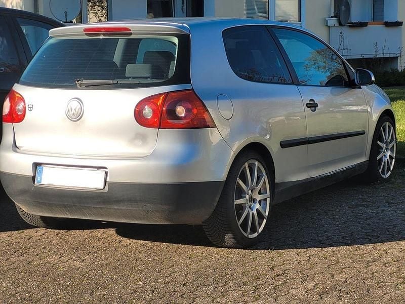 Gebraucht VW ID.5 75 PS (55 kW) 2004 Silber