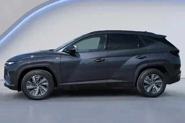 Gebraucht Hyundai Tucson Select 150 PS (110 kW) 2022 Dark night grey metallic SUV