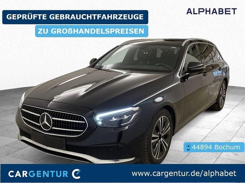 Schwarz Gebraucht 2021 Mercedes E220 Avantgarde Limousine | 26.097 € (Superpreis) - Bild 1/2