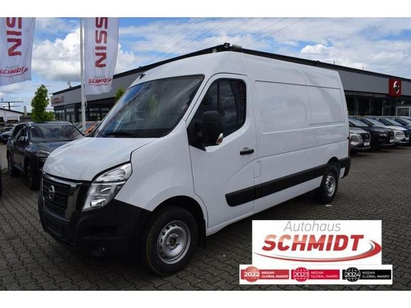 Mineral white Gebraucht 2024 Nissan Interstar Acenta Van | 23.990 € (Guter Preis) - Bild 1/4