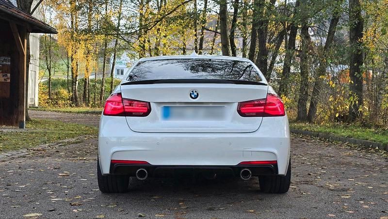 Gebraucht BMW 335 M Performance 306 PS (225 kW) 2013 Weiß Limousine
