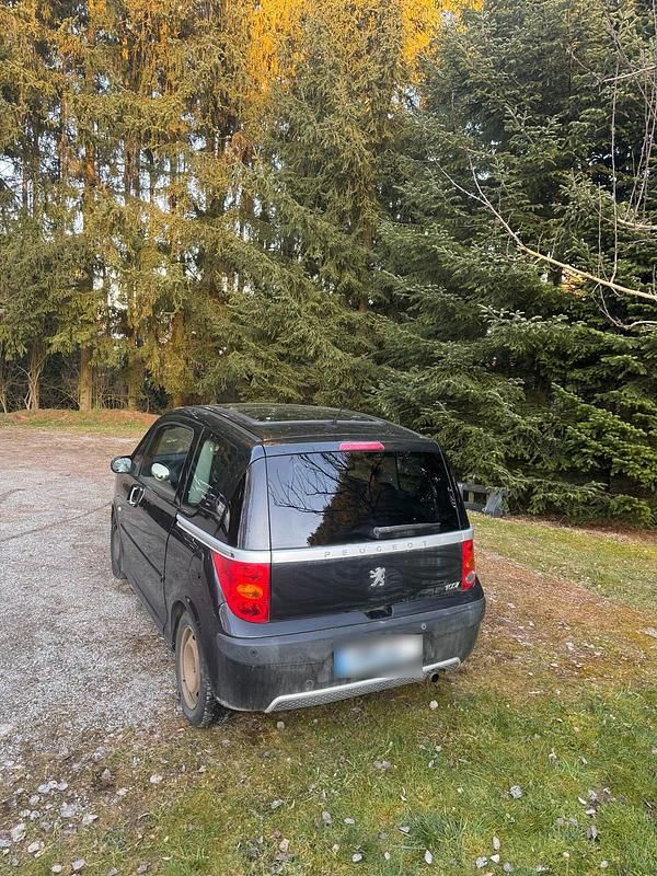 Gebraucht Peugeot 1007 108 PS (79 kW) 2005 Schwarz Van / Kleinbus