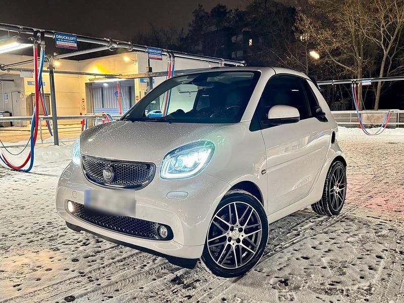 Gebraucht Smart ForTwo Cabrio Brabus 90 PS (66 kW) 2017 Weiß Cabrio