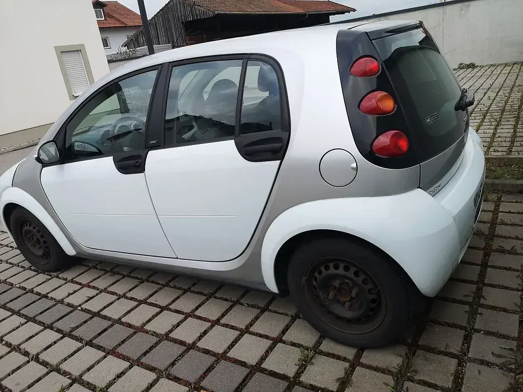 Occasion Smart ForFour Passion 75 ch (55 kW) 2005 Blanc Citadine