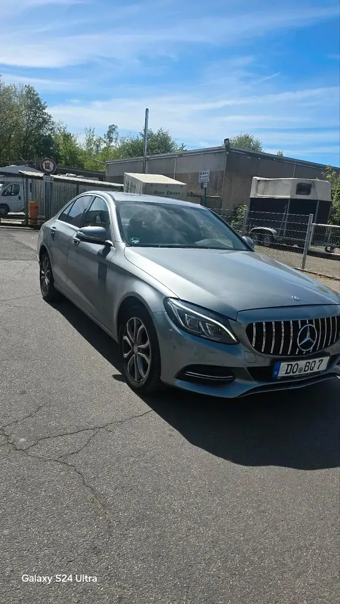 Second-hand Mercedes C220 170 CP (125 kW) 2014 Gri Berlinǎ