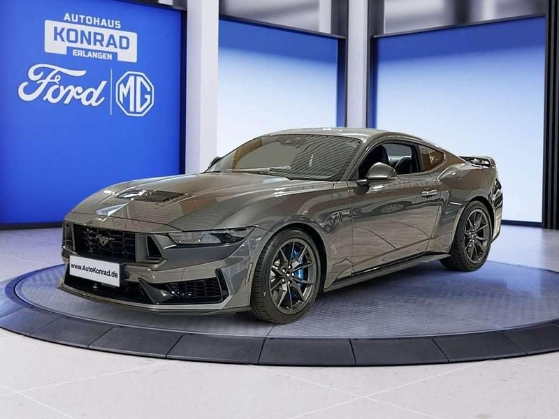 Grau Neu 2025 Ford Mustang Dark Horse Coupé | 65.490 € (Guter Preis) - Bild 1/4