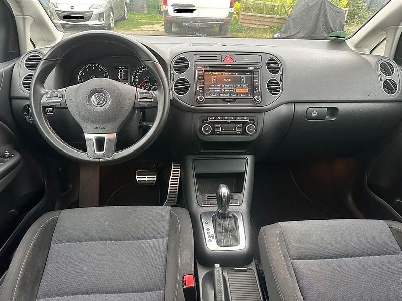 Gebraucht VW Golf Plus Cross Comfortline 122 PS (89 kW) 2012 Grau Van / Kleinbus