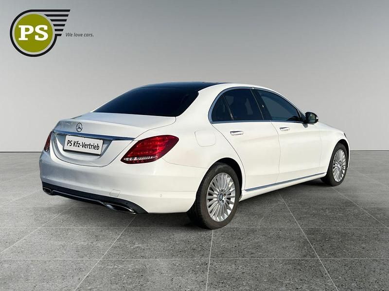 Gebraucht Mercedes C300 245 PS (180 kW) 2015 Weiß Limousine