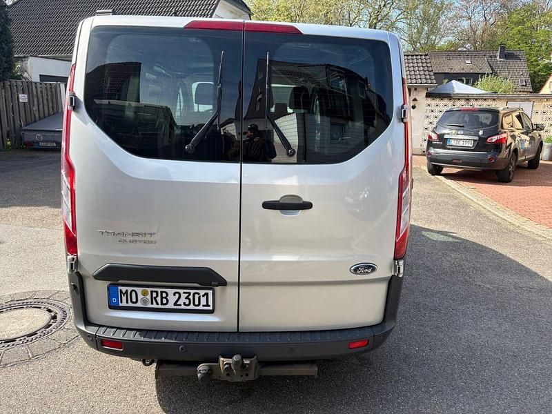 Second-hand Ford Transit Custom 170 CP (125 kW) 2016 Argintiu Berlinǎ