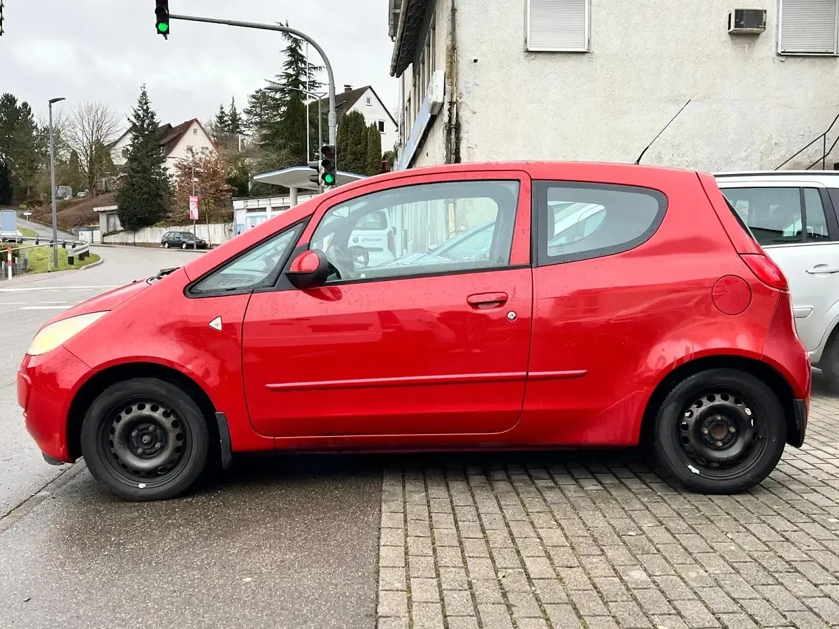 Gebraucht Mitsubishi Colt 90 PS (66 kW) 2007 Rot Kleinwagen