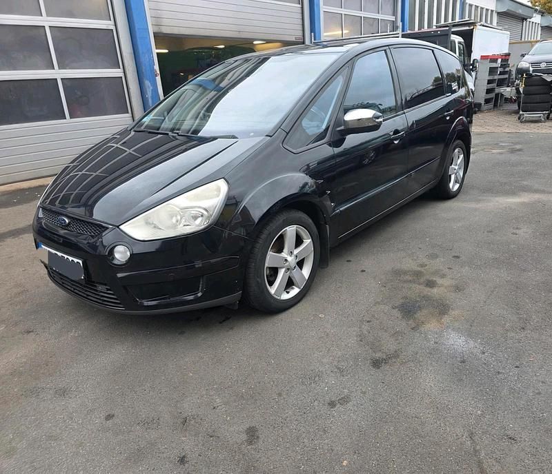 Schwarz Gebraucht 2007 Ford Galaxy Van / Kleinbus | 1.350 € (Superpreis) - Bild 1/4