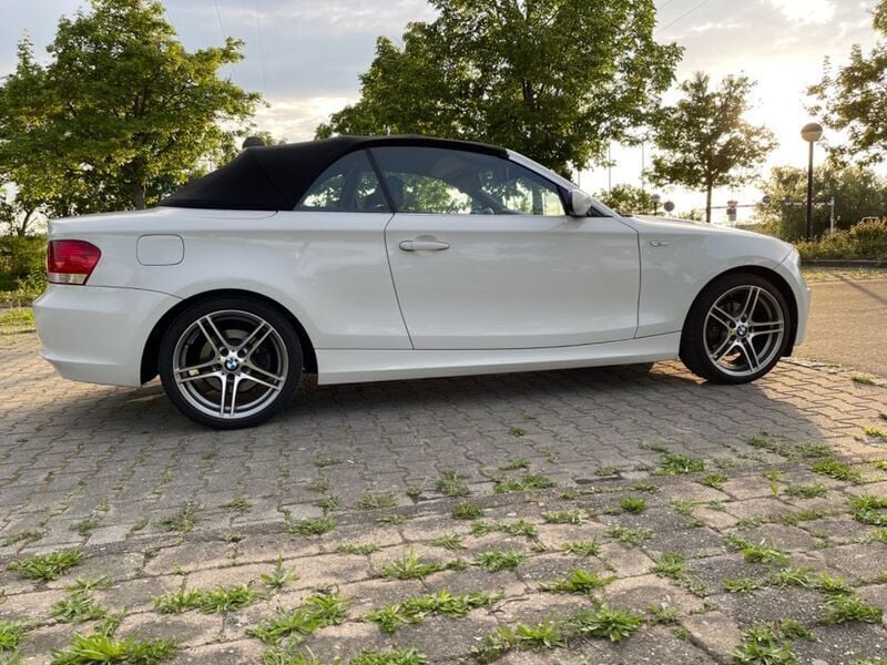 Gebraucht BMW 125 Cabriolet Advantage 218 PS (160 kW) 2009 Weiß Cabrio