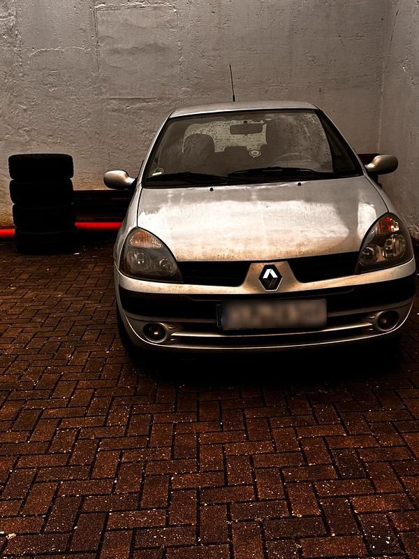 Gebraucht Renault Clio II 2003 Silber Kleinwagen