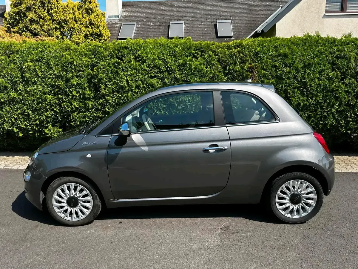 Gebraucht Fiat 500 Dolcevita 70 PS (51 kW) 2022 Grau Kleinwagen