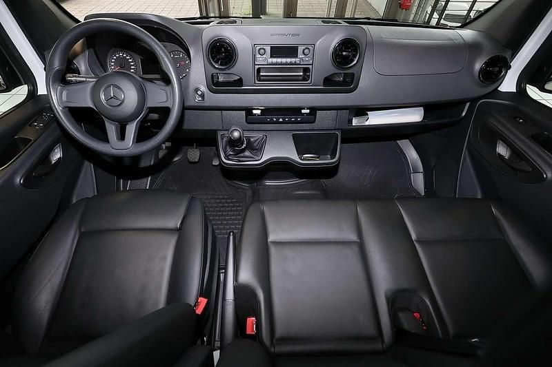 Gebraucht Mercedes Sprinter 114 PS (83 kW) 2021 Andere Van