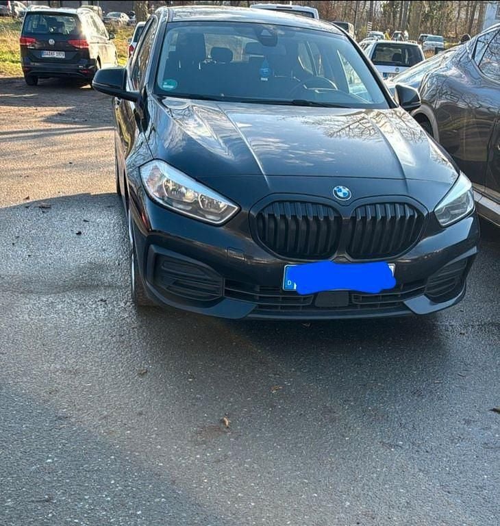 Schwarz Gebraucht 2020 BMW 118 Advantage Kleinwagen | 14.000 € (Superpreis) - Bild 1/1