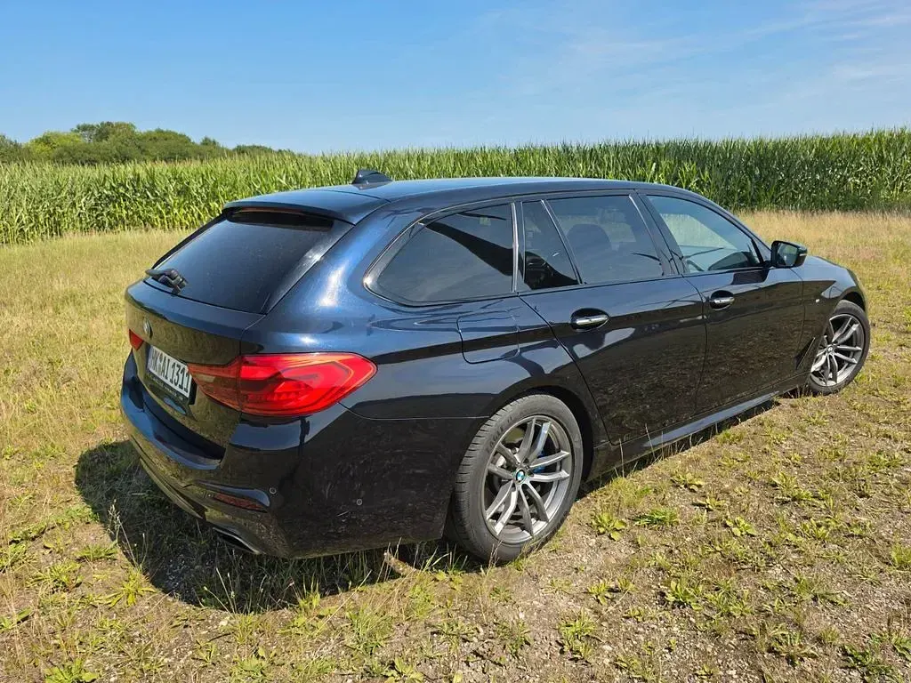 Gebraucht BMW 530 Performance 265 PS (194 kW) 2018 Blau Kombi