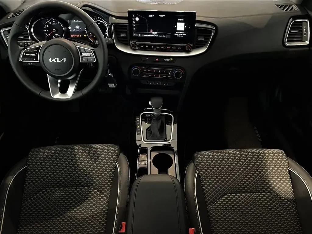 Neu Kia XCeed Comfort 150 PS (110 kW) 2026 Schwarz SUV