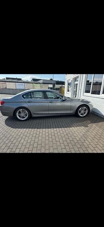 Gebraucht BMW 528 245 PS (180 kW) 2011 Grau Limousine