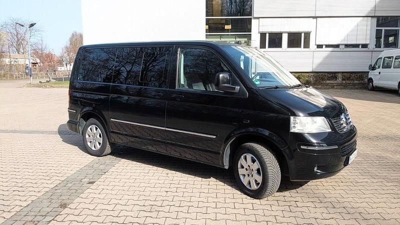 Second-hand VW T5 131 CP (96 kW) 2004 Negru Van