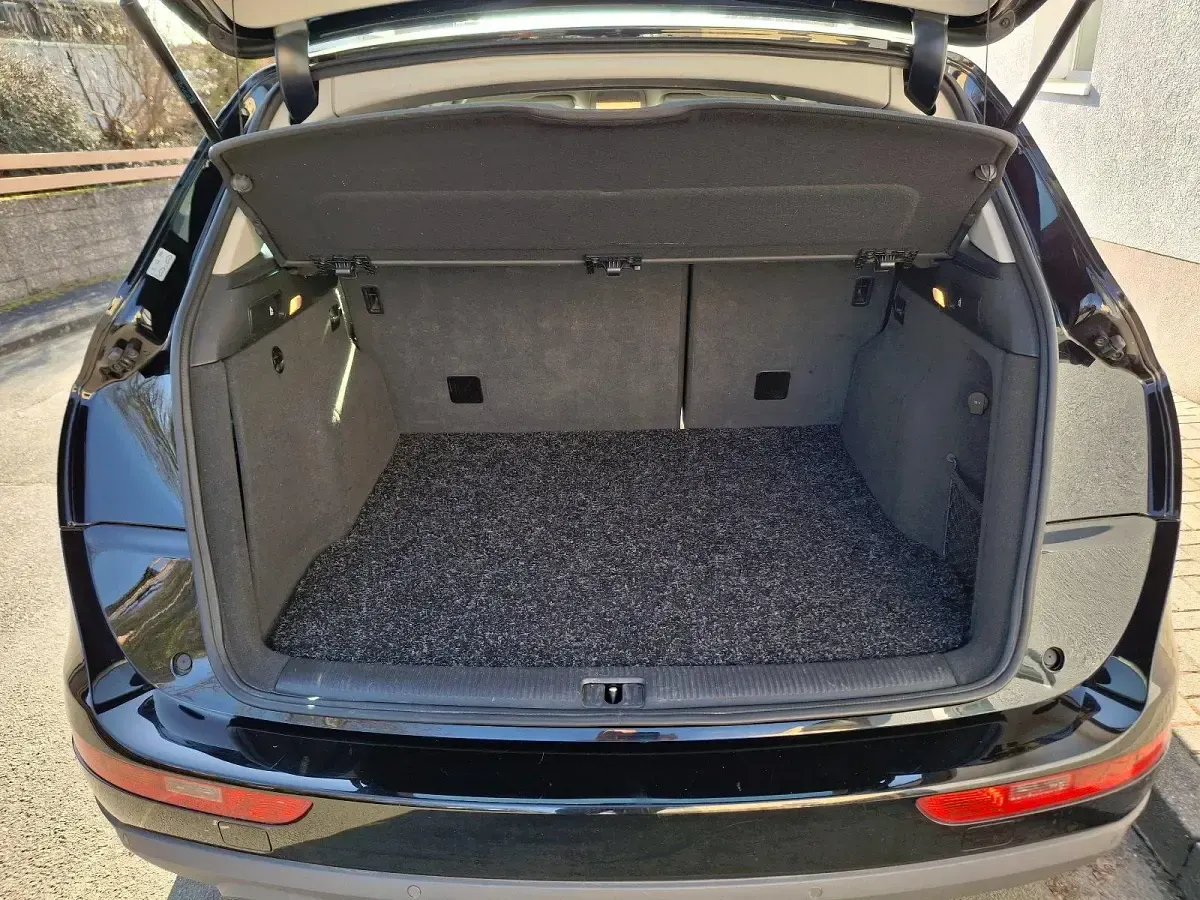 Używany Audi Q5 143 KM (105 kW) 2012 Czarny SUV