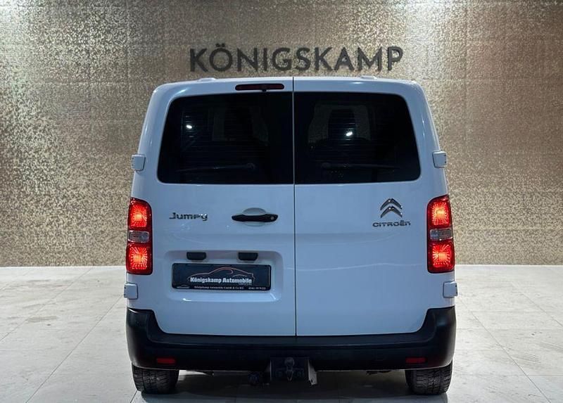 Second-hand Citroën Jumpy 116 CP (85 kW) 2017 Alb Monovolum
