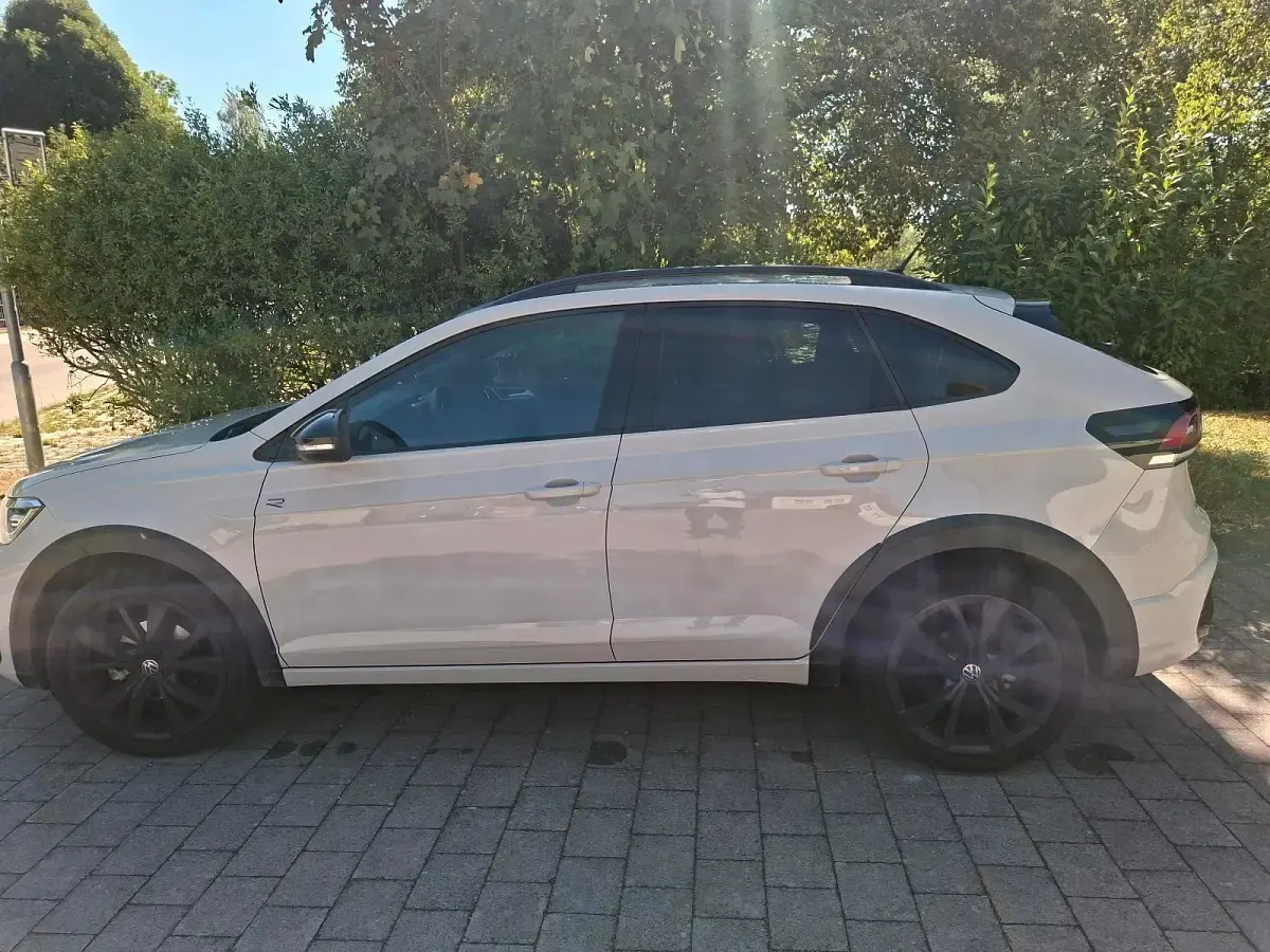 Gebraucht VW Taigo R-line 150 PS (110 kW) 2025 Grau SUV