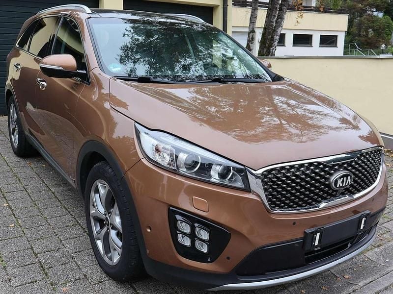 Braun Gebraucht 2017 Kia Sorento Platinum Edition SUV | 16.000 € (Fairer Preis) - Bild 1/4