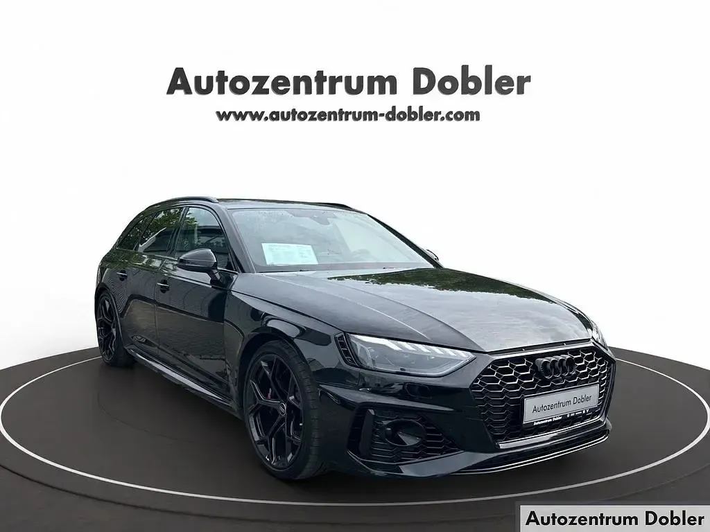 Gebraucht Audi RS4 Sport 450 PS (330 kW) 2024 Schwarz Kombi