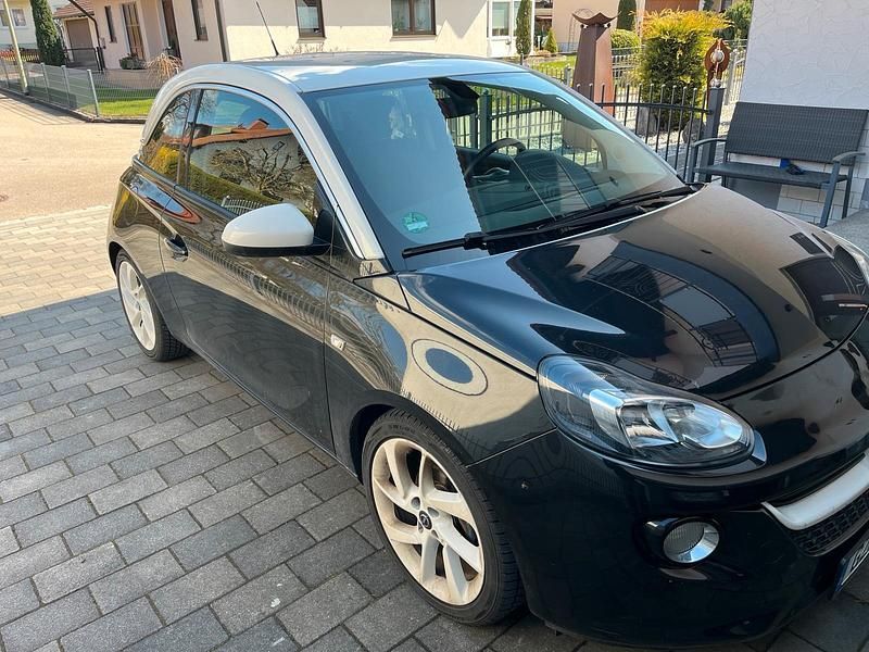 Gebraucht Opel Adam 87 PS (63 kW) 2013 Schwarz Kleinwagen