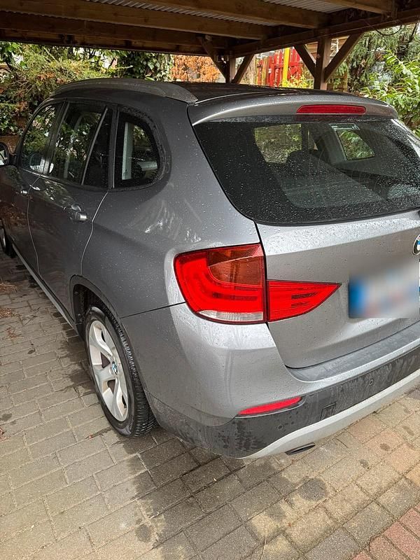 Gebraucht BMW X1 150 PS (110 kW) 2011 Grau SUV