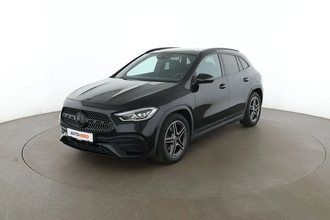 Gebraucht Mercedes GLA250 AMG line 224 PS (164 kW) 2021 SUV