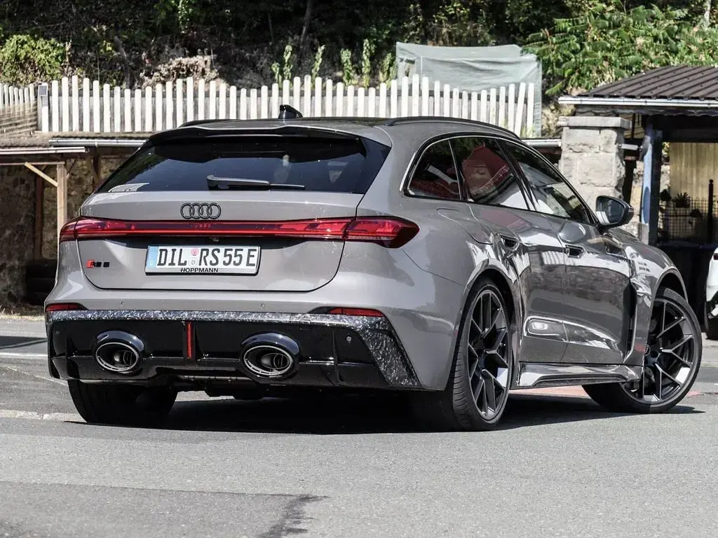 Gebraucht Audi RS5 Sport 639 PS (469 kW) 2026 Plateaugrau metallic Kombi